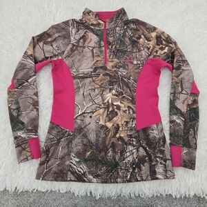 Realtree XTRA Camo & Pink 1/4 Zip Pullover Sweatshirt. Size Medium. Good preowne